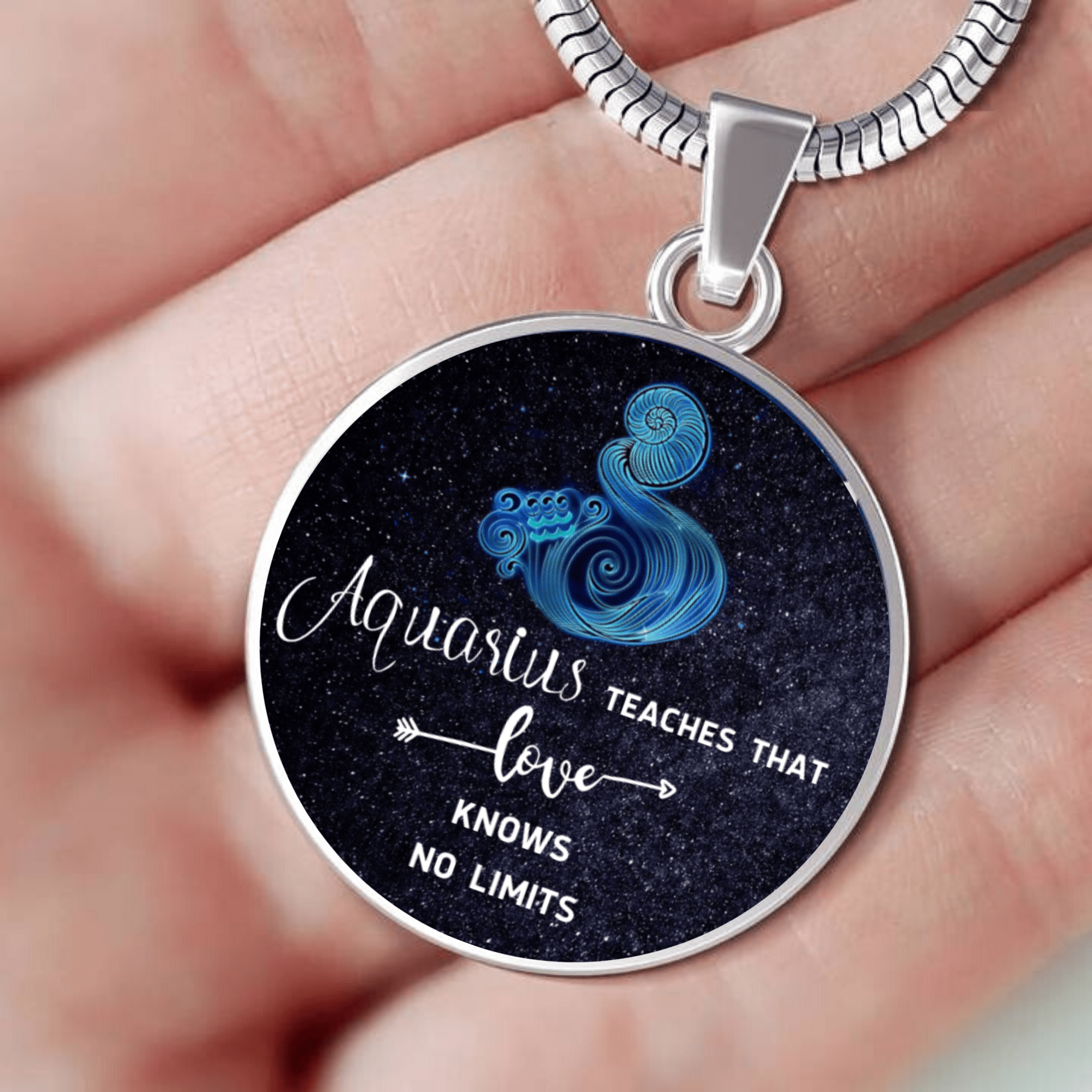 AQUARIUS - Luxury Necklace with Circle Pendant || PERSONALIZE